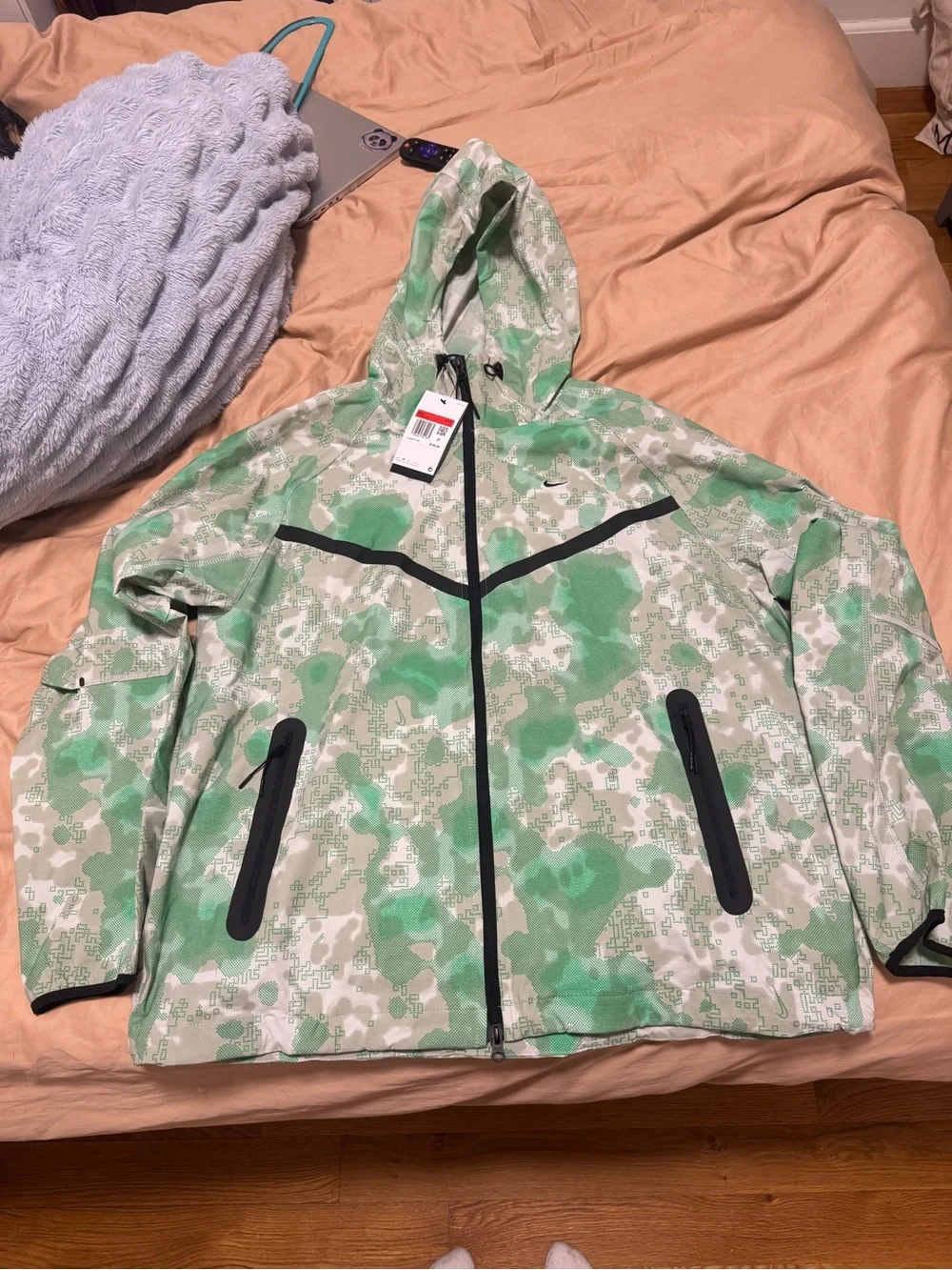 Tech Dri-FIT Camo Windrunner jacket